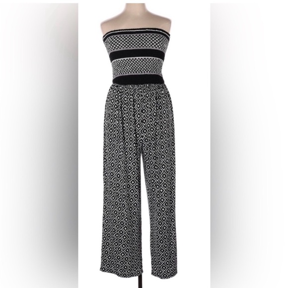 Mlle Gabrielle Pants - Mlle Gabrielle Black and White Geometric Jumpsuit